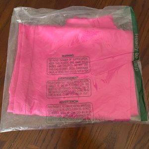 Fuchsia wide left pants